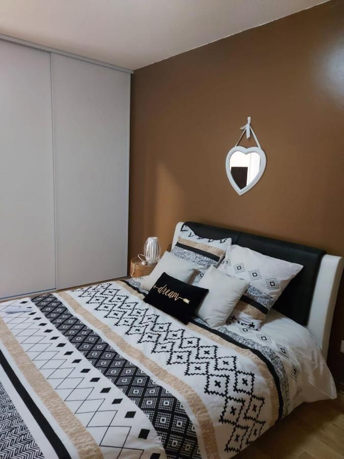 Apppartement Cosy 72M2 Lejlighed Tarbes Eksteriør billede